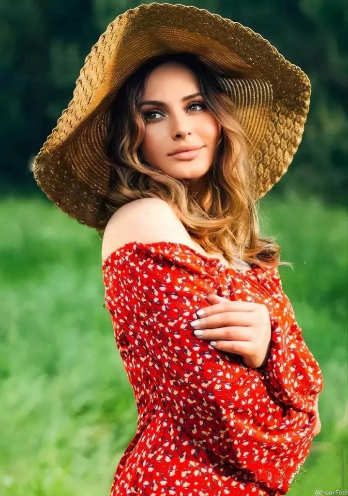 Alexandra Profile image 3