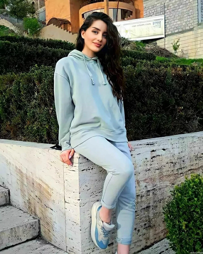 Fernanda Profile image 2
