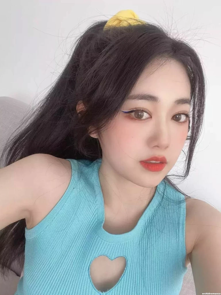 Zhen Profile image 2