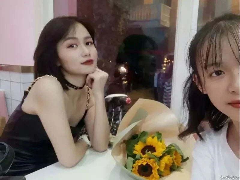 Nancy Profile image 1