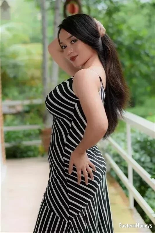 Angielina Profile image 3